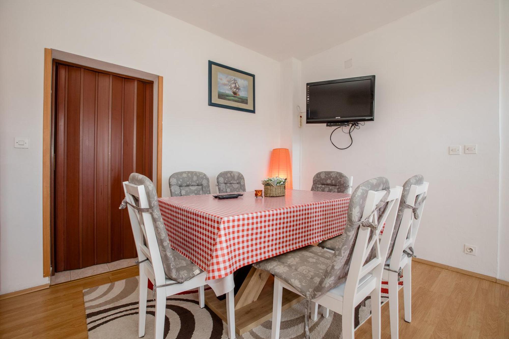 Lovely Meta Apartments Palit ภายนอก รูปภาพ